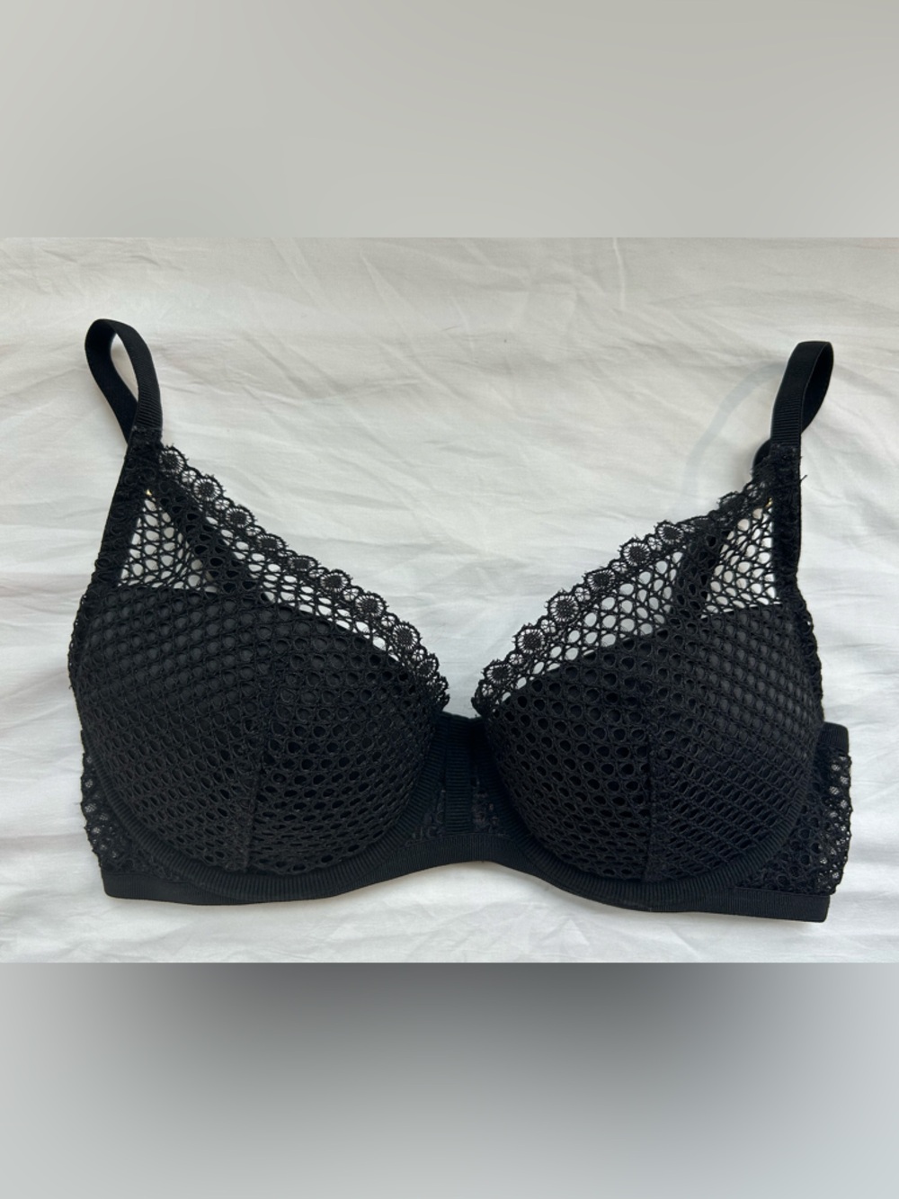 Victoria's Secret Plunge Black Lace & Mesh Underwire Bra with Satin Lined Cups